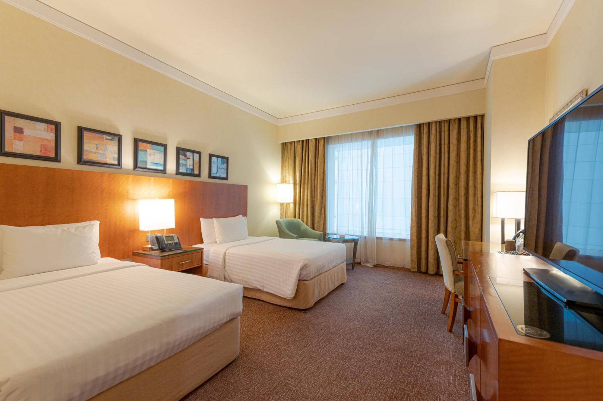 Courtyard By Marriott Кувейт Экстерьер фото